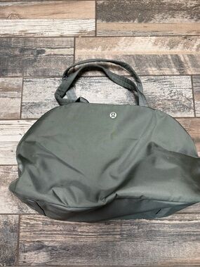 lululemon camo duffle bag lululemon athletica | Bags | Lululemon Athletica Black Camo Duffel Bag
